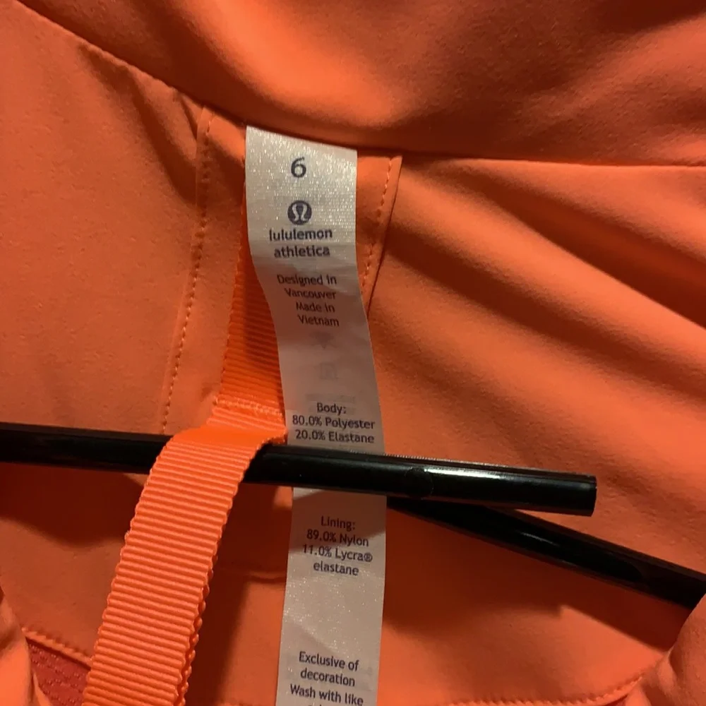 Lululemon Jacket - Picture 5 of 5